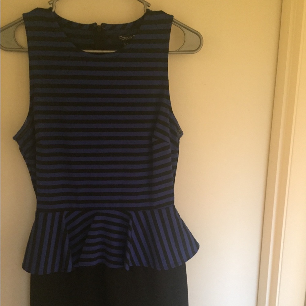 Peplum dress NWOT